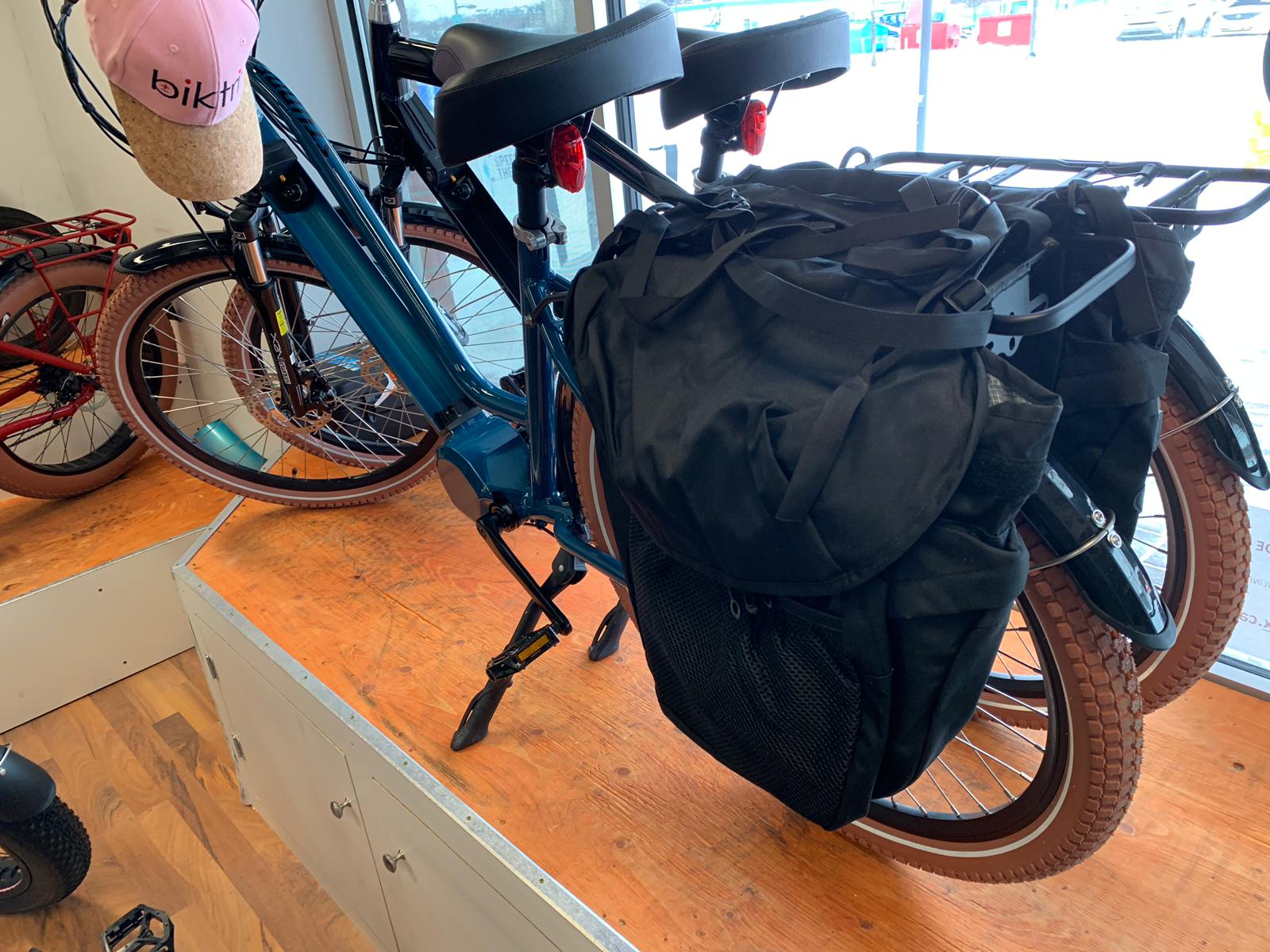 Mua Waterproof Bicycle Trunk Bag Rear Seat Bag MTB Bike Cycling Rack Bag  Luggage Carrier Bag Pannier | Tiki